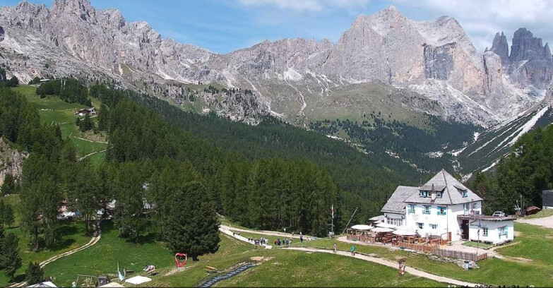 Webcam Vigo di Fassa-Pera-Ciampedìe - Vigo - Roda de Vael
