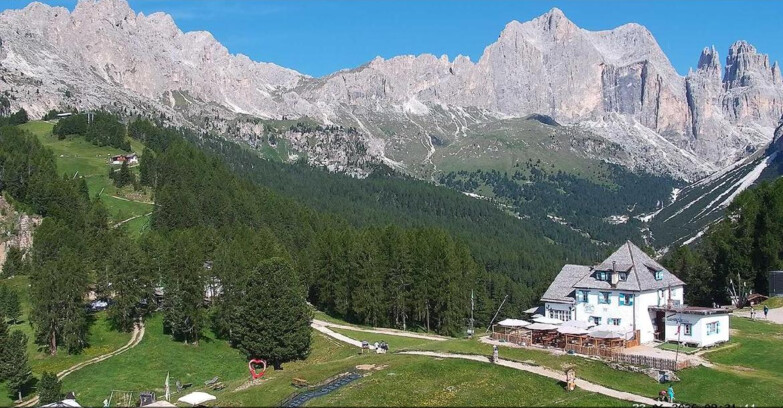 Webcam Vigo di Fassa-Pera-Ciampedìe - Vigo - Roda de Vael -Dolomiti di Fassa