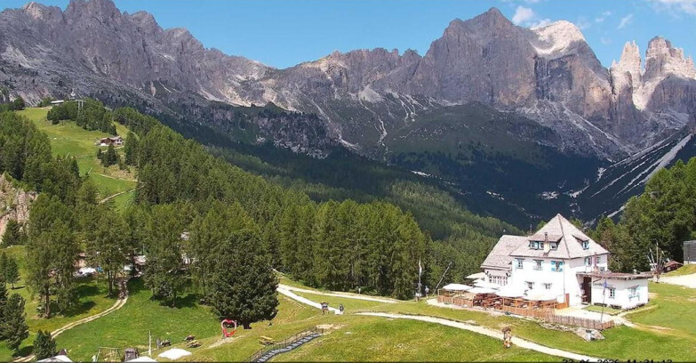 Webcam Vigo di Fassa-Pera-Ciampedìe - Vigo - Roda de Vael -Dolomiti di Fassa