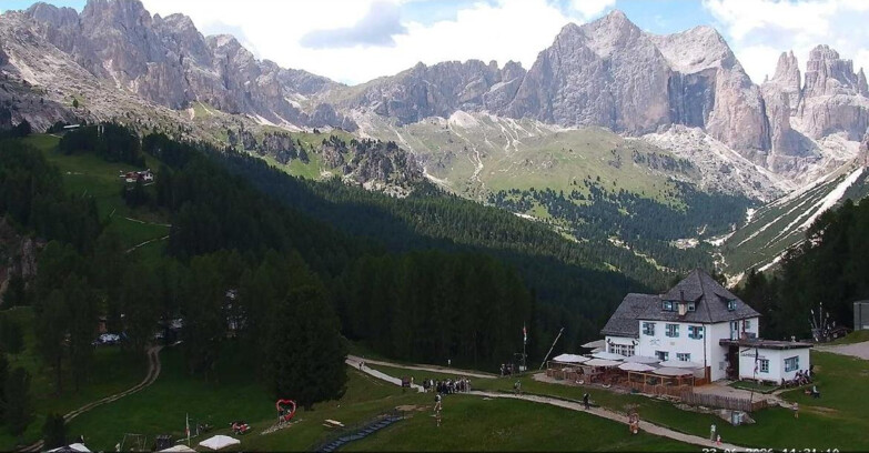 Webcam Vigo di Fassa-Pera-Ciampedìe - Vigo - Roda de Vael -Dolomiti di Fassa