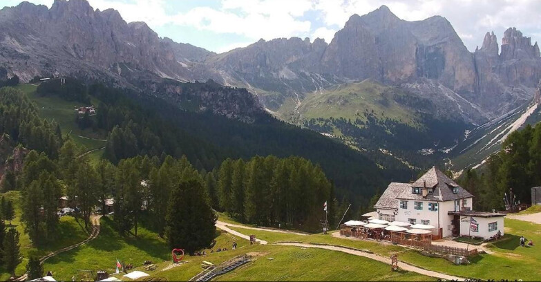 Webcam Vigo di Fassa-Pera-Ciampedìe - Vigo - Roda de Vael -Dolomiti di Fassa