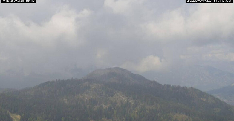 Webcam Лавароне  - View on Ghiacciaio Adamello