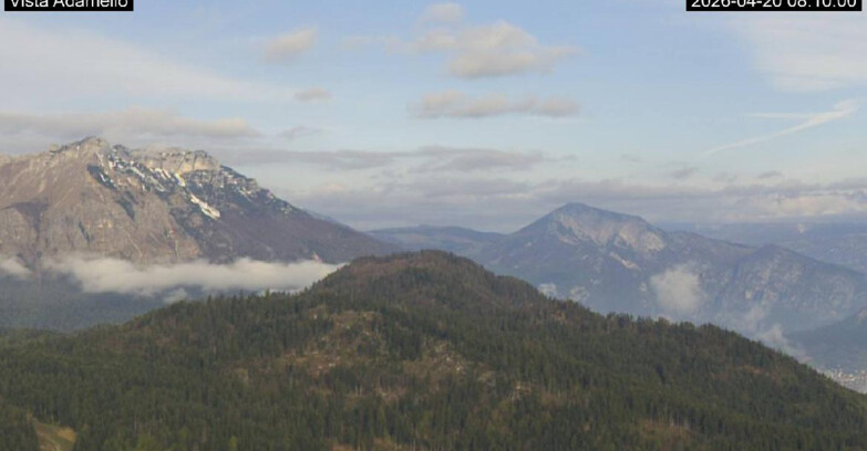 Webcam Лавароне  - View on Ghiacciaio Adamello