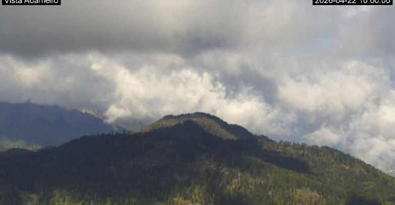 Webcam Lavarone - View on Ghiacciaio Adamello