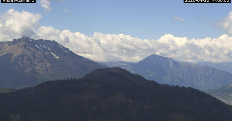 Webcam Lavarone - View on Ghiacciaio Adamello