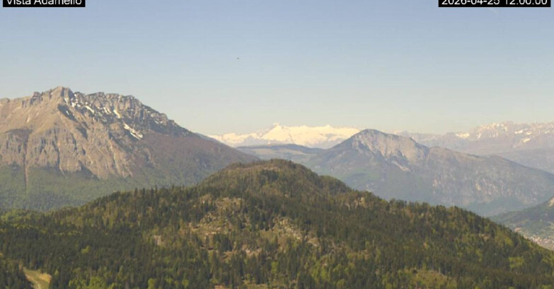 Webcam Lavarone - View on Ghiacciaio Adamello