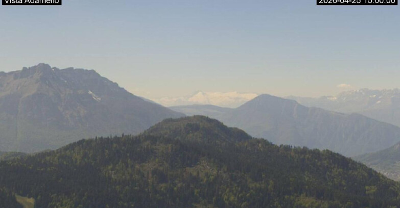 Webcam Lavarone - View on Ghiacciaio Adamello