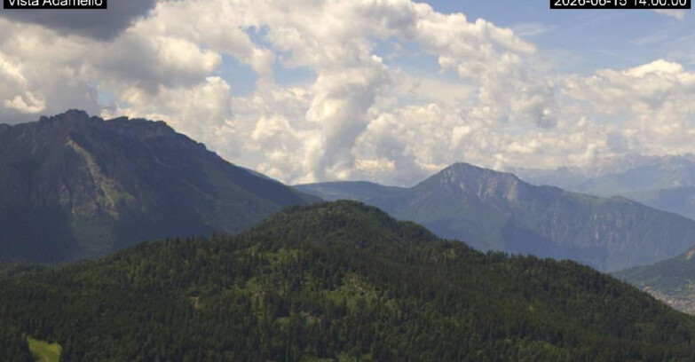 Webcam Lavarone - View on Ghiacciaio Adamello