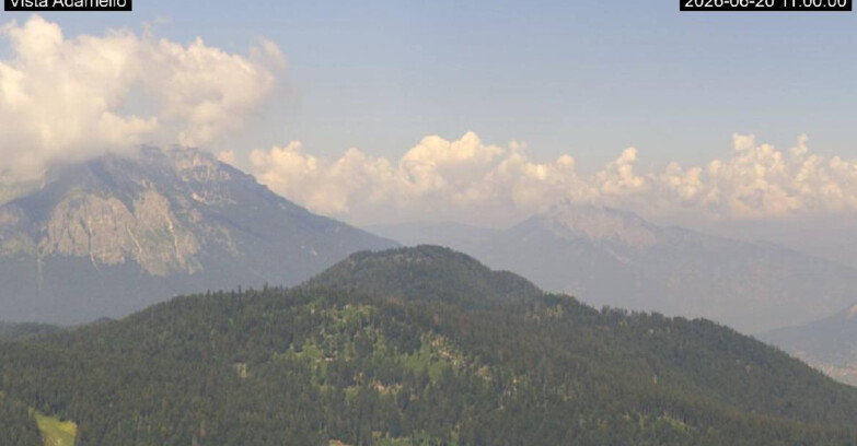 Webcam Lavarone - View on Ghiacciaio Adamello