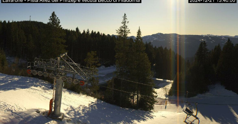 Webcam Ski Area Lavarone  - Pista Avez- seggiovia Lagh.