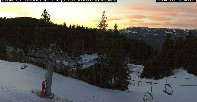 Webcam Ski Area Lavarone  - Pista Avez- seggiovia Lagh.