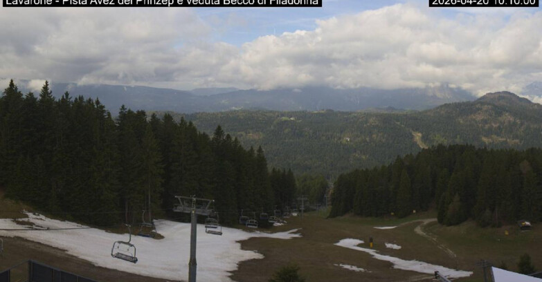 Webcam Лавароне  - Pista Avez- seggiovia Lagh.