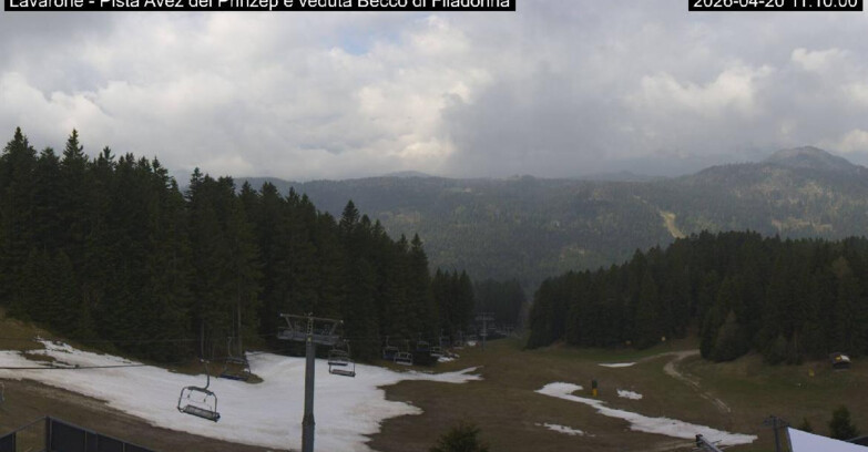 Webcam Лавароне  - Pista Avez- seggiovia Lagh.