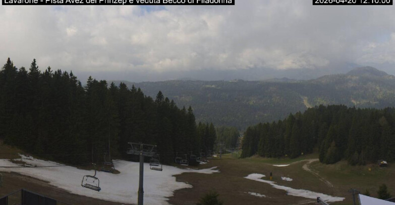Webcam Лавароне  - Pista Avez- seggiovia Lagh.