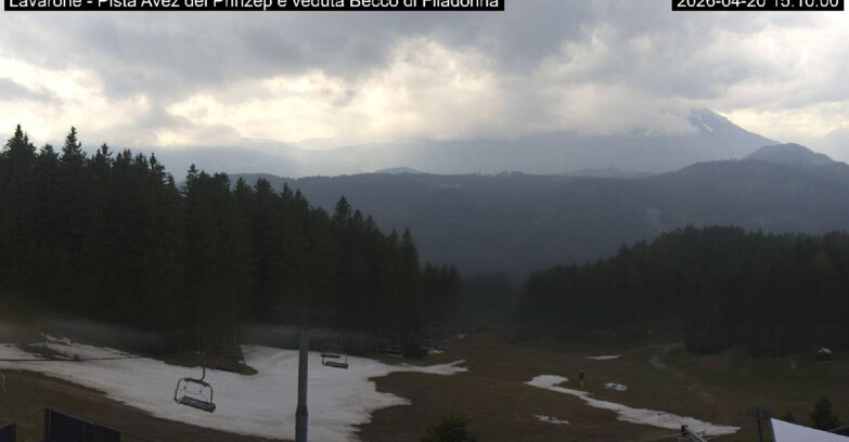 Webcam Лавароне  - Pista Avez- seggiovia Lagh.