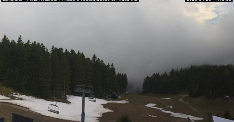 Webcam Лавароне  - Pista Avez- seggiovia Lagh.