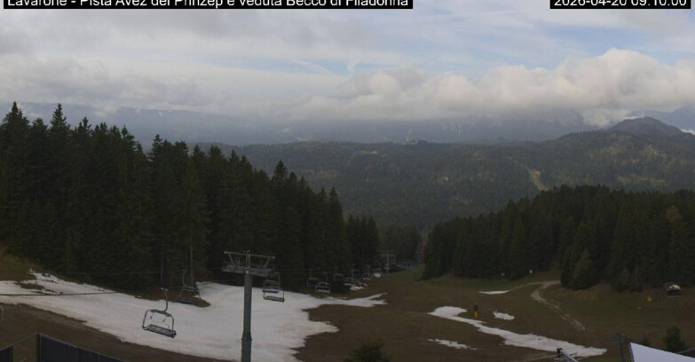 Webcam Лавароне  - Pista Avez- seggiovia Lagh.