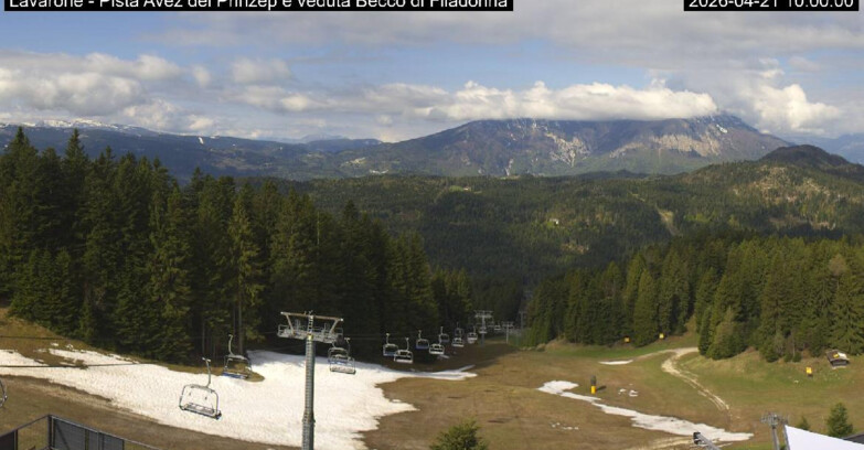 Webcam Ski area Lavarone - Pista Avez- seggiovia Lagh.