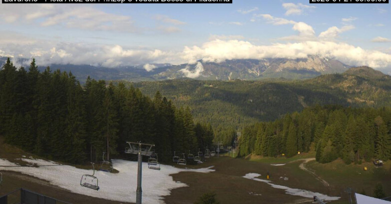 Webcam Ski area Lavarone - Pista Avez- seggiovia Lagh.