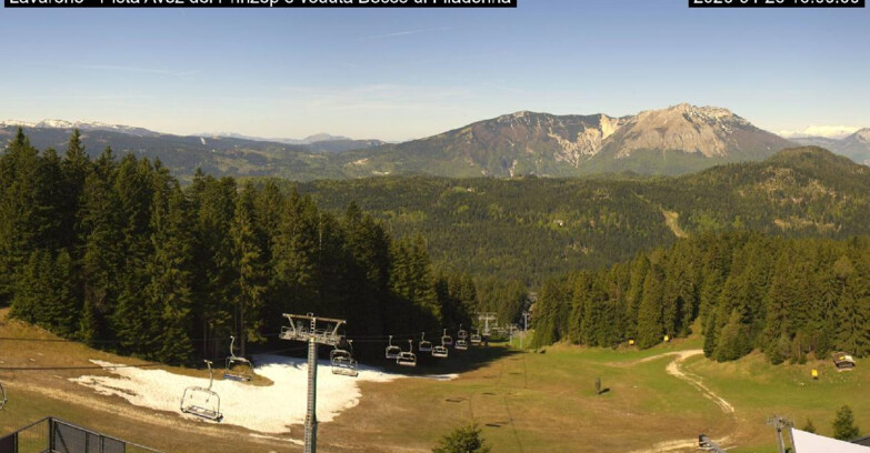 Webcam Lavarone Skigegiet - Pista Avez- seggiovia Lagh.