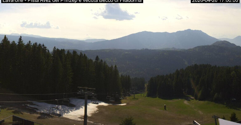 Webcam Lavarone Skigegiet - Pista Avez- seggiovia Lagh.