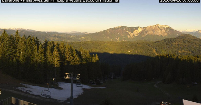 Webcam Lavarone Skigegiet - Pista Avez- seggiovia Lagh.
