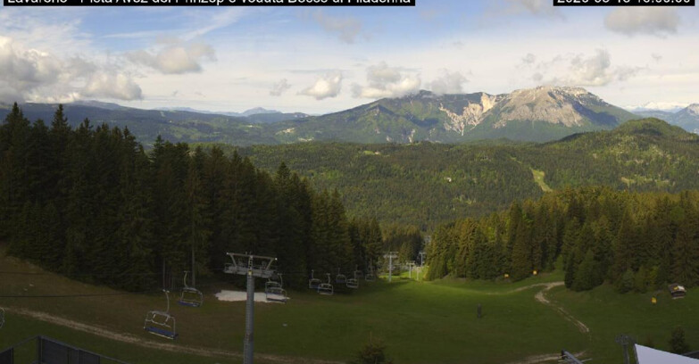 Webcam Ski area Lavarone - Pista Avez- seggiovia Lagh.