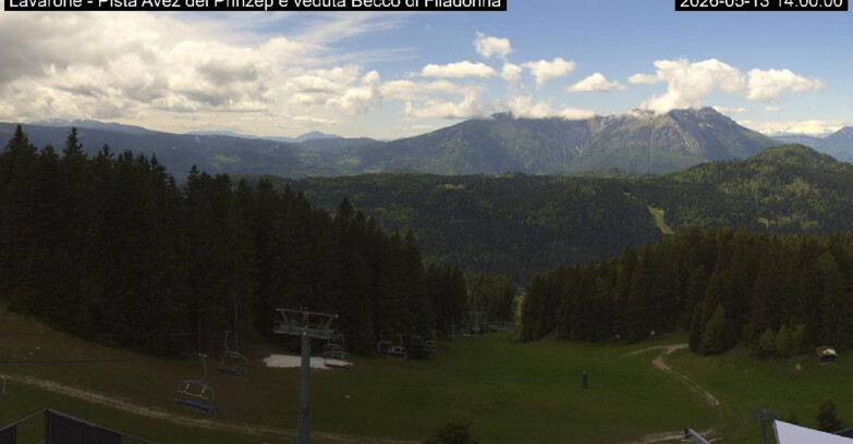 Webcam Ski area Lavarone - Pista Avez- seggiovia Lagh.