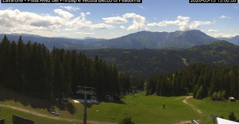 Webcam Ski area Lavarone - Pista Avez- seggiovia Lagh.