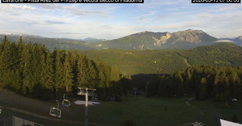 Webcam Ski area Lavarone - Pista Avez- seggiovia Lagh.