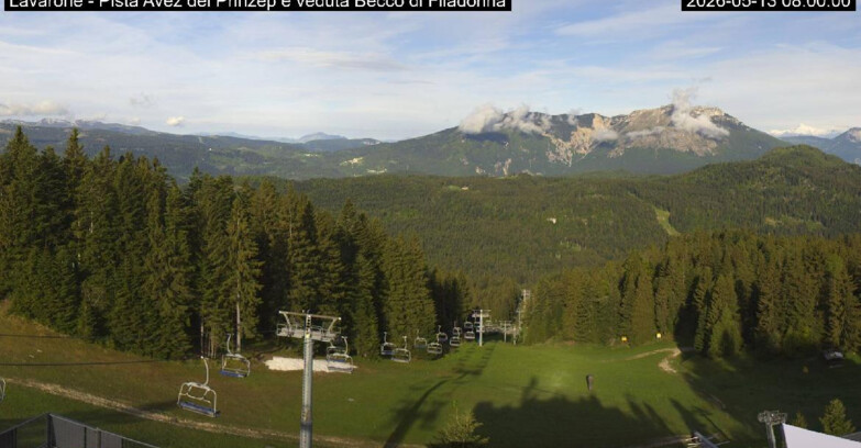 Webcam Ski area Lavarone - Pista Avez- seggiovia Lagh.