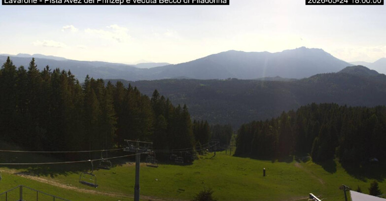 Webcam Lavarone - Pista Avez- seggiovia Lagh.