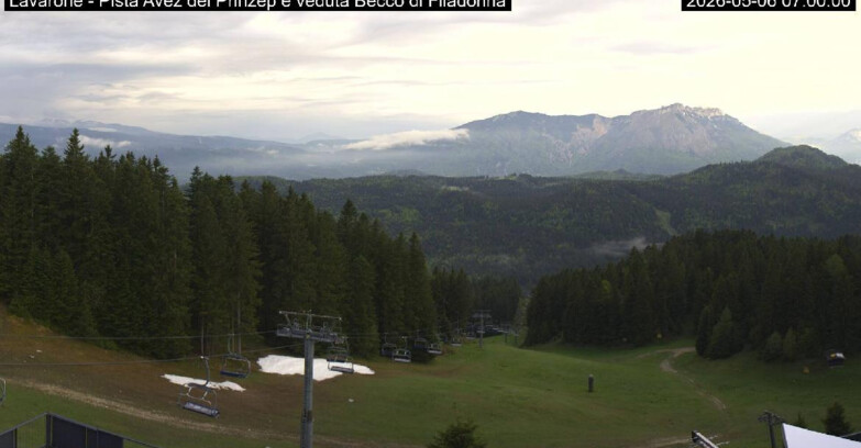 Webcam Lavarone Skigegiet - Pista Avez- seggiovia Lagh.