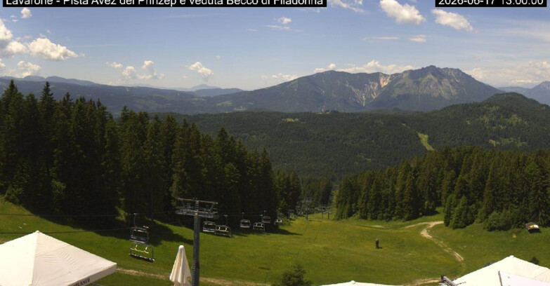 Webcam Lavarone Skigegiet - Pista Avez- seggiovia Lagh.