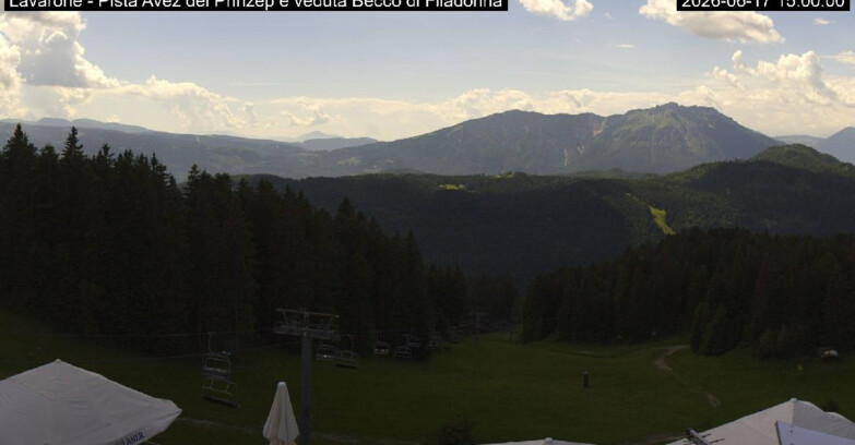 Webcam Lavarone Skigegiet - Pista Avez- seggiovia Lagh.