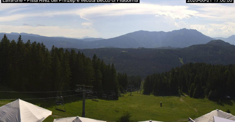 Webcam Ski Area Lavarone  - Pista Avez- seggiovia Lagh.
