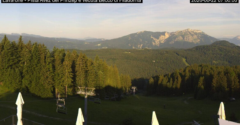 Webcam Ski Area Lavarone  - Pista Avez- seggiovia Lagh.