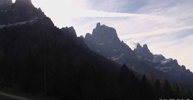 Webcam Сан-Мартино-ди-Кастроцца - Пассо-Ролле - Le Pale di San Martino