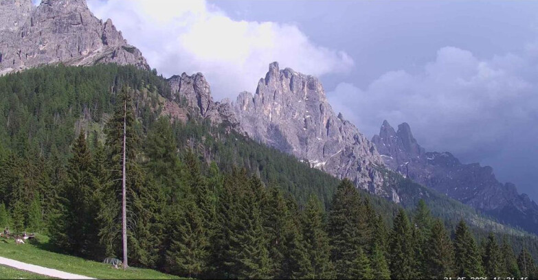 Webcam San Martino di Castrozza - Passo Rolle - Le Pale di San Martino