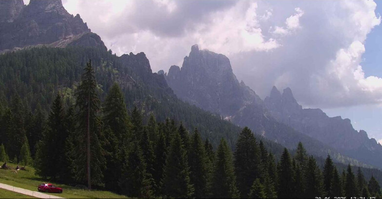 Webcam San Martino di Castrozza - Passo Rolle - Le Pale di San Martino