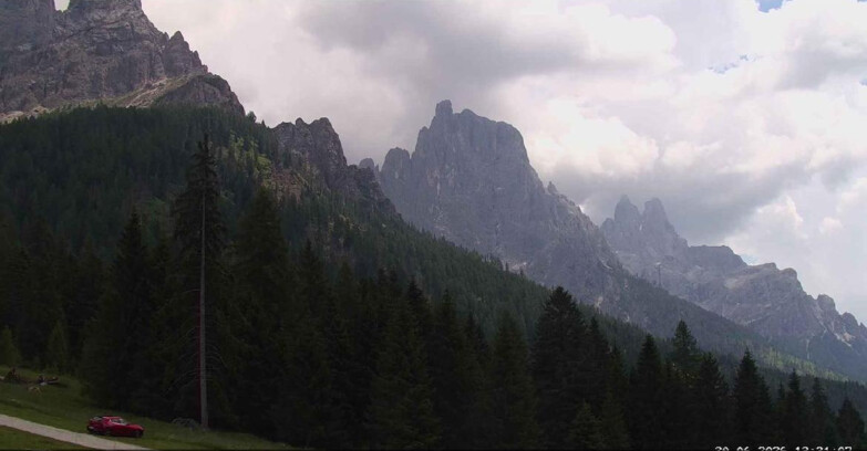 Webcam San Martino di Castrozza - Passo Rolle - Le Pale di San Martino