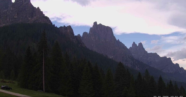 Webcam San Martino di Castrozza - Passo Rolle - Le Pale di San Martino