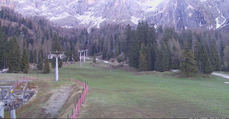 Webcam Сан-Мартино-ди-Кастроцца - Пассо-Ролле - Pista Col Verde