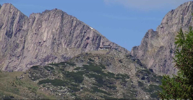 Webcam San Martino di Castrozza - Passo Rolle  - Punta Ces 