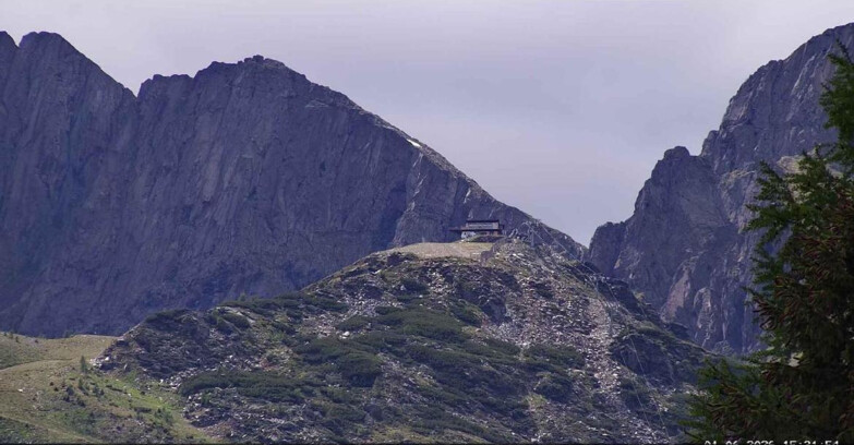 Webcam San Martino di Castrozza - Passo Rolle - Punta Ces 