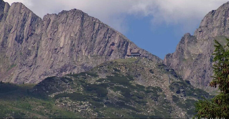 Webcam San Martino di Castrozza - Passo Rolle  - Punta Ces 
