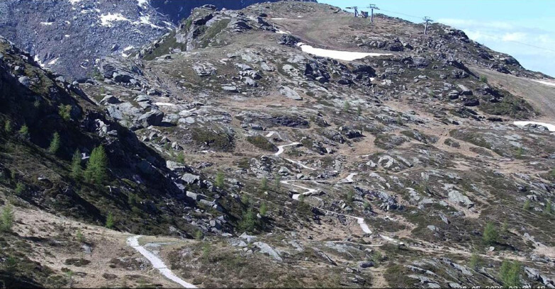 Webcam San Martino di Castrozza - Passo Rolle - Sentiero delle Marmotte