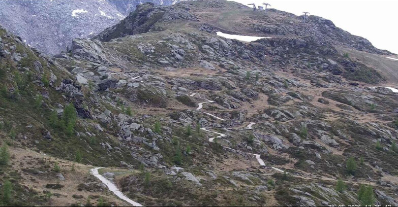 Webcam San Martino di Castrozza - Passo Rolle  - Sentiero delle Marmotte