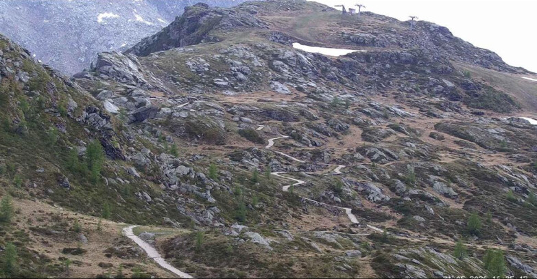 Webcam San Martino di Castrozza - Passo Rolle  - Sentiero delle Marmotte