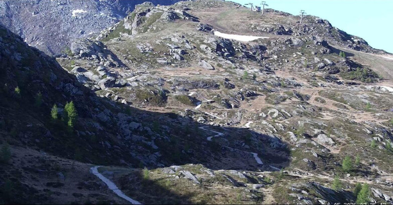 Webcam San Martino di Castrozza - Passo Rolle  - Sentiero delle Marmotte